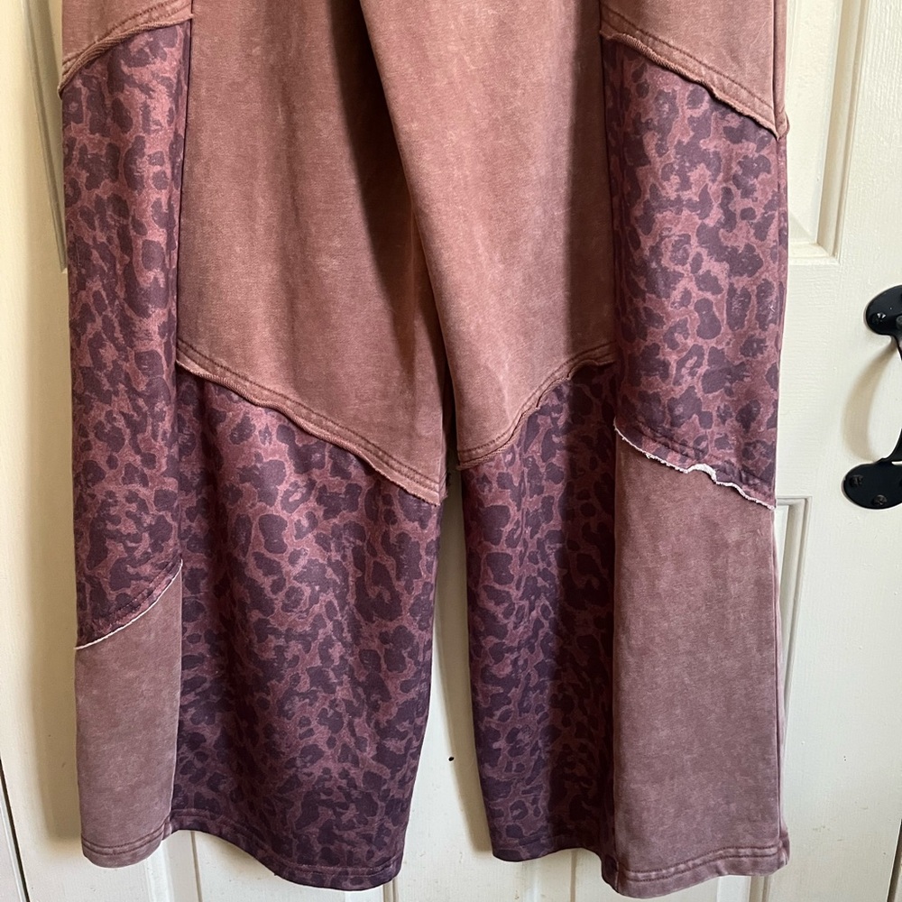 💖Mineral Washed Leopard Patchwork Pants💖 - image 9